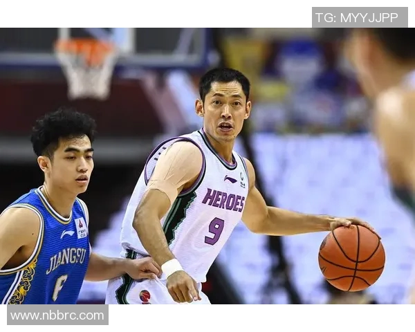 张庆鹏的篮球之路：从青涩少年到职业球员的奋斗历程与心路历程